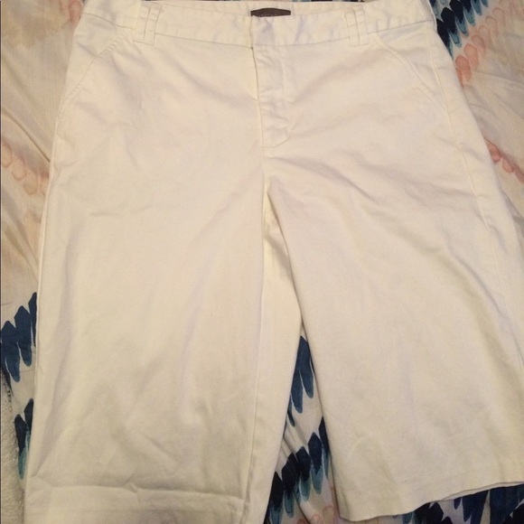 Kristin Davis shorts - Picture 1 of 4